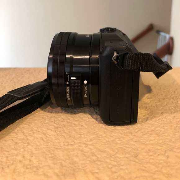 Sony - Alpha a6000 Mirrorless Camera with 16-50mm - Picture 7 of 8